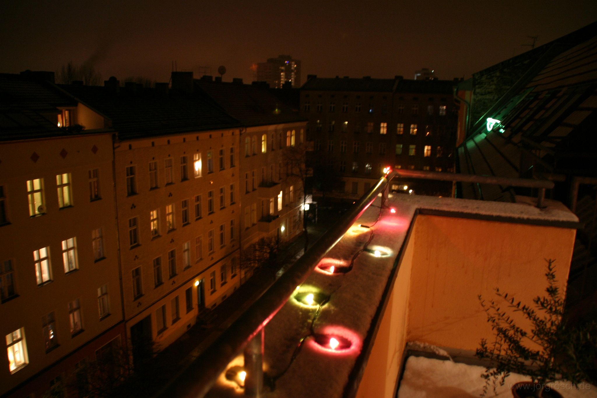 20061220 winter.jpg - Winter am Balkon